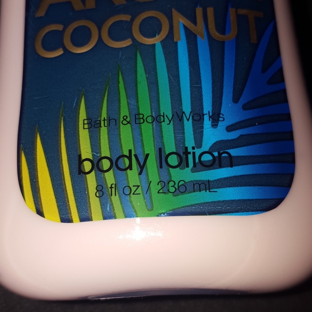 ⚄NWT Aruba Coconut B & B Works Lotion - Picture 3 of 6